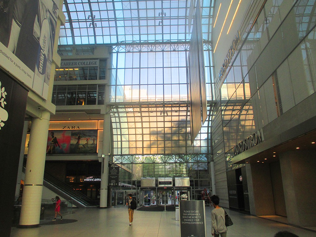 Toronto - Eaton Centre, Brookfield Place, Allen Lambert Galleria, Hockey  Hall of Fame