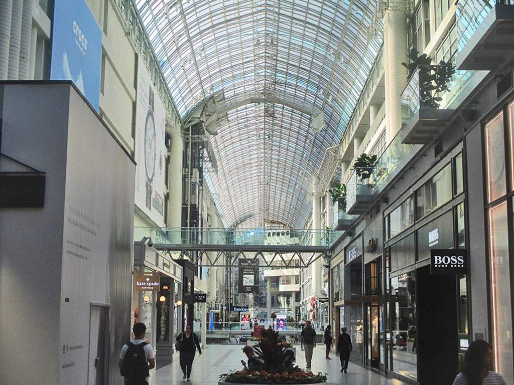 Toronto Eaton Centre, The Toronto Eaton Centre is a large s…