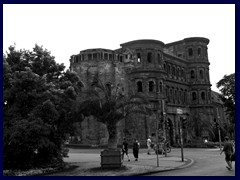 Porta Nigra 01