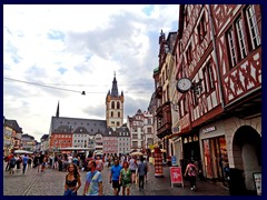 Hauptmarkt 01
