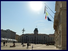 Piazza Unità d'Italia 4K 13