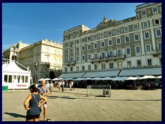 Piazza Unità d'Italia 4K 14