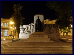 Trieste by night 6- Piazza della Libertà