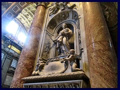 St Peter's Basilica, interior 051