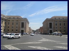 Via Crescenzio is the avenue that leads towards the border of Vatican City in front of St Peter's Square.