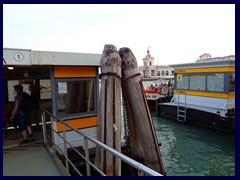 Canal Grande - Vaporette boat tour 02