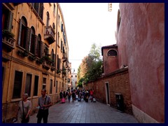 Venice 095 - Calle Tintoretto