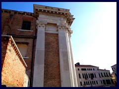 Venice 111 - Chiesa di San Barnaba