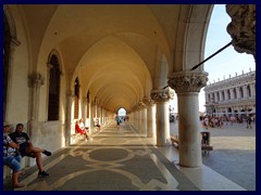 Piazza San Marco 27