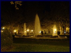 Zagreb by night 52- Park Zrinjevac