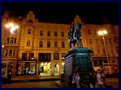 Zagreb by night - Jelacic Square 4