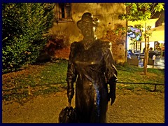 Zagreb by night - Tkalčićeva Street, Statue of Marija Juric Zagorka 02