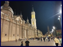 Zaragoza by night 19