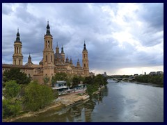 Zaragoza riverfront views 10